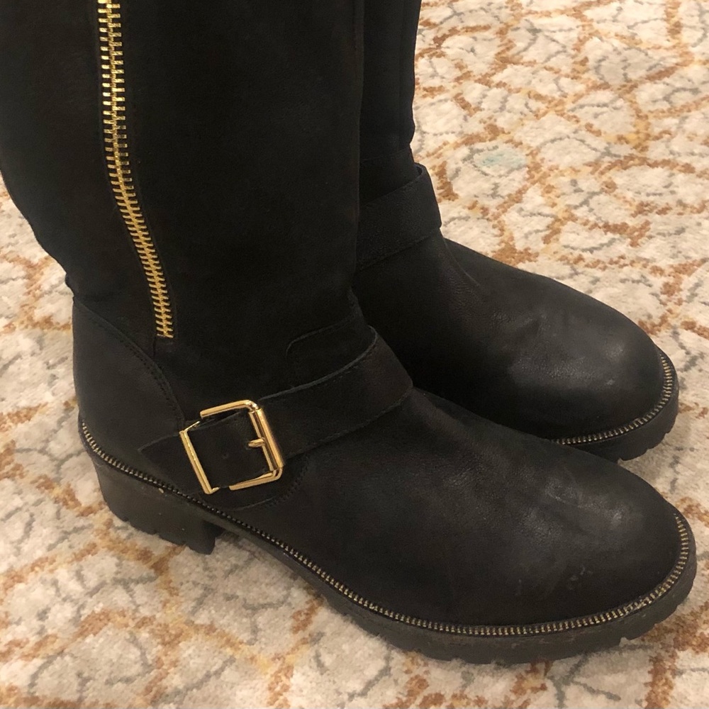 Also boots - Picture 6 of 7